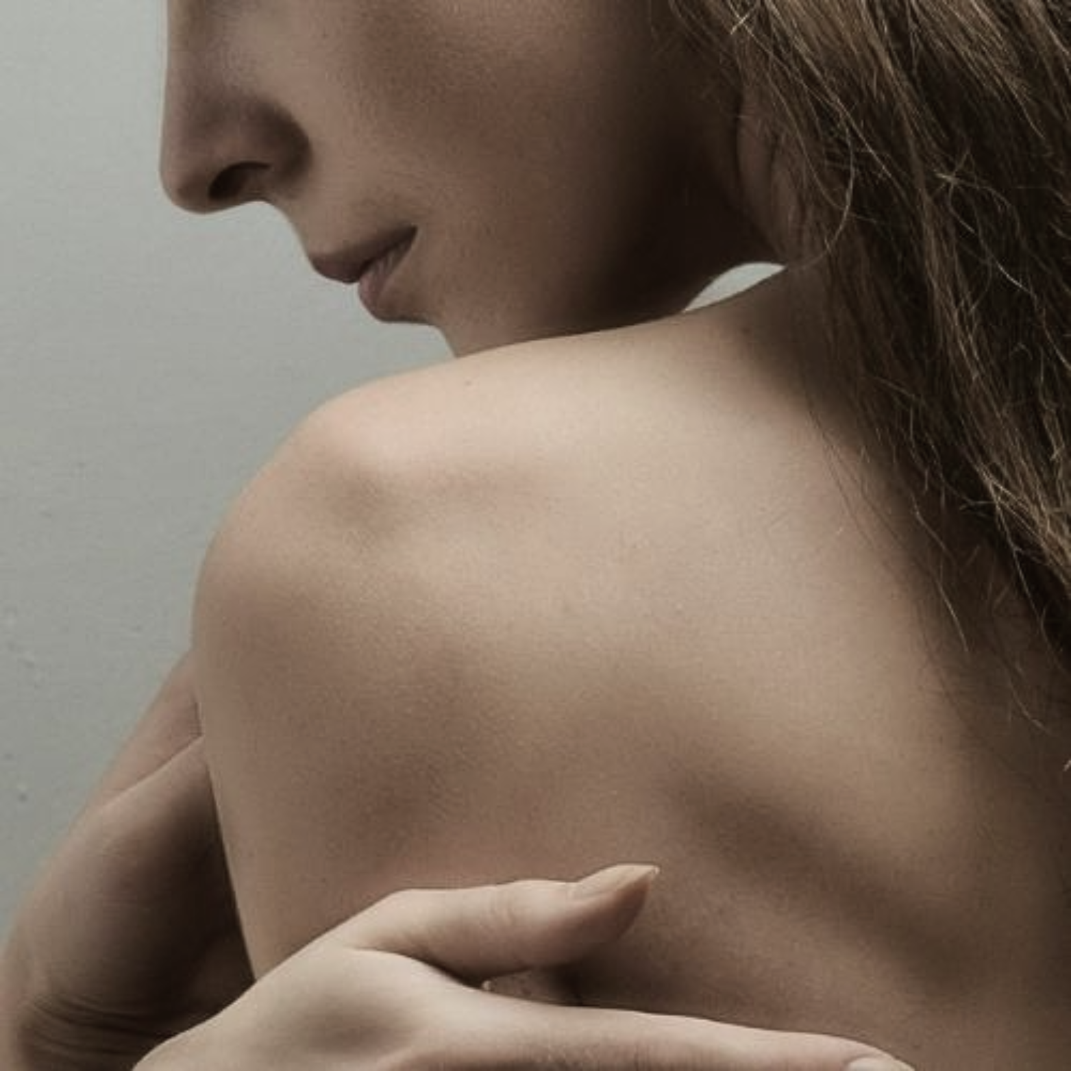 A pele como guardiã do bem-estar: por que cuidar dela é cuidar de você